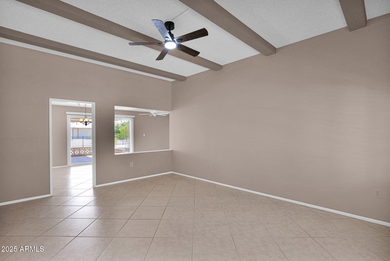 9529 Glen Oaks Cir, Sun City, AZ 85351