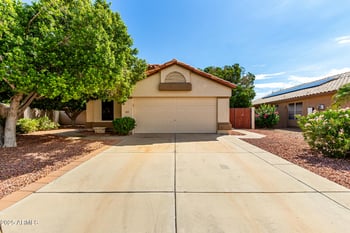 9529 Runion Dr, Peoria, AZ 85382