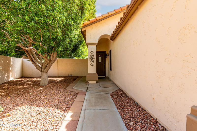 9529 Runion Dr, Peoria, AZ 85382