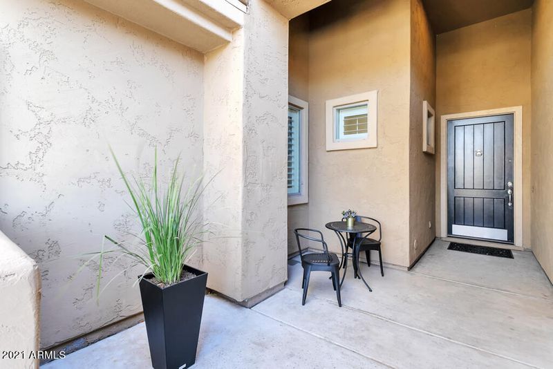 953 E Lodgepole Dr, Gilbert, AZ 85298