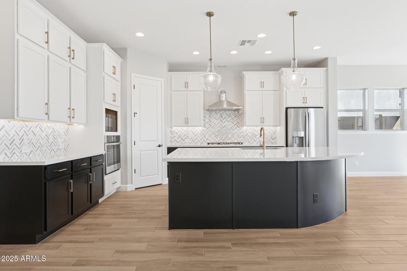 953 Ridge Rd, Apache Junction, AZ 85120