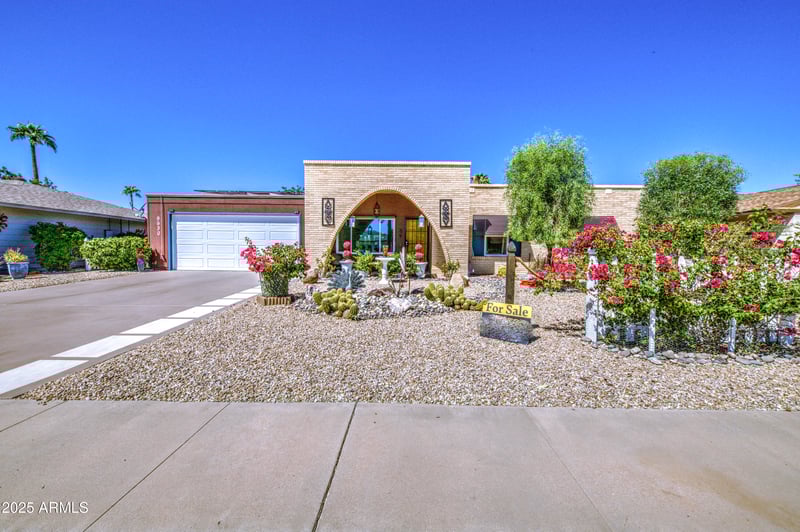 9530 Hidden Valley Cir, Sun City, AZ 85351