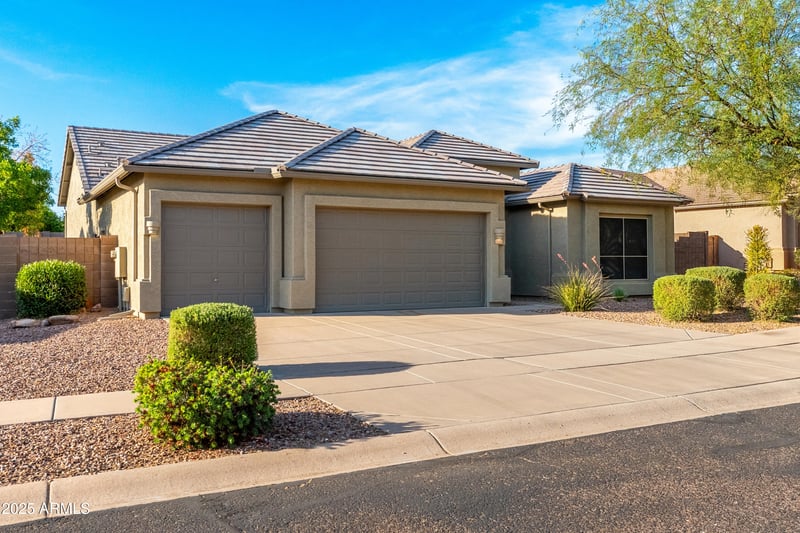 9532 Knoll Cir, Mesa, AZ 85207