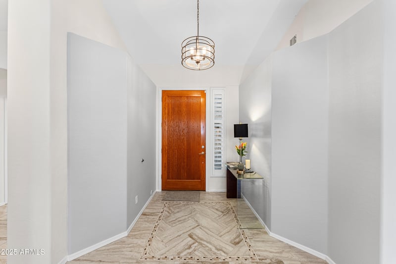 9532 Knoll Cir, Mesa, AZ 85207
