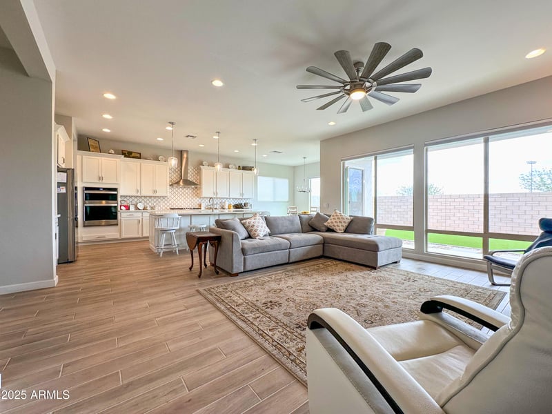 9533 Solina Ave, Mesa, AZ 85212