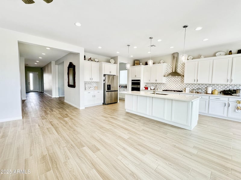9533 Solina Ave, Mesa, AZ 85212