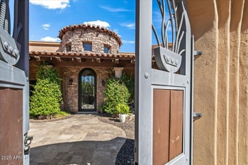 9533 Rising Sun Dr, Scottsdale, AZ 85262