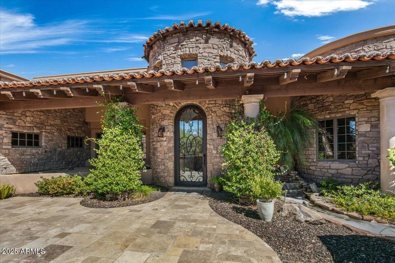 9533 Rising Sun Dr, Scottsdale, AZ 85262