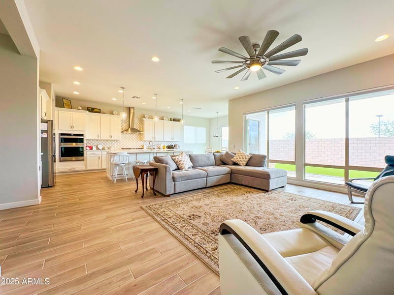 9533 Solina Ave, Mesa, AZ 85212