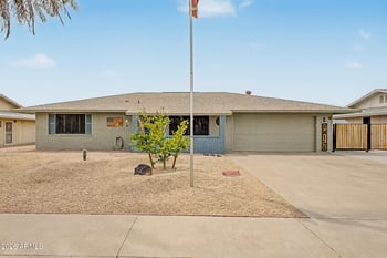 9535 Willowbrook Dr, Sun City, AZ 85373