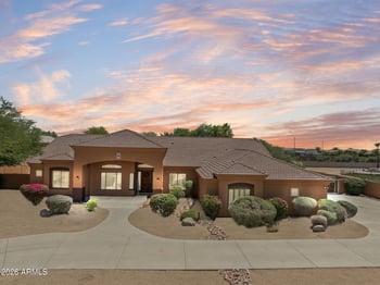 9537 W Electra Ln, Peoria, AZ 85383