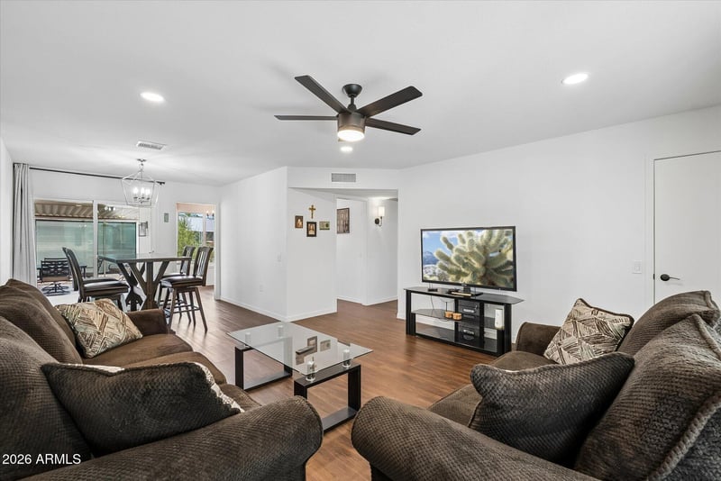9538 W Willowbrook Dr, Sun City, AZ 85373