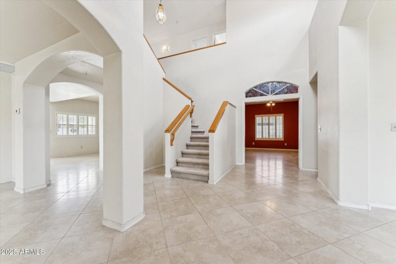 9539 Voltaire Dr, Scottsdale, AZ 85260