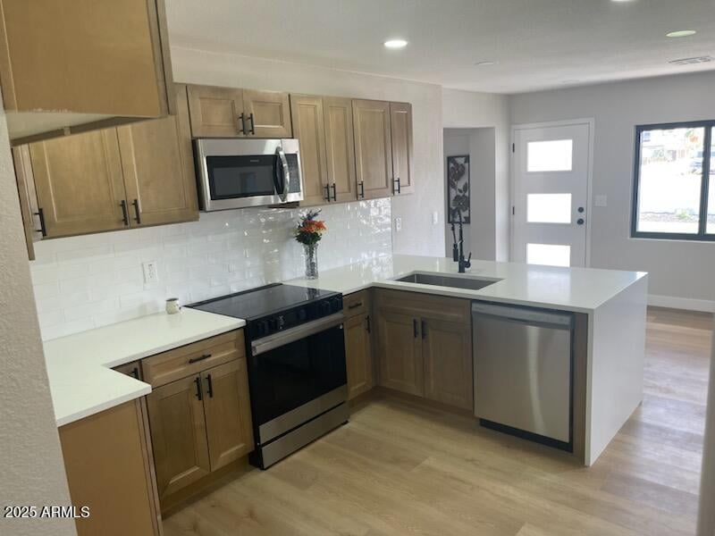 954 Henry St, Tempe, AZ 85288
