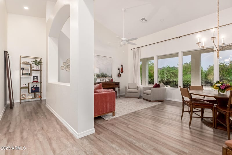 954 Kramer St, Mesa, AZ 85203