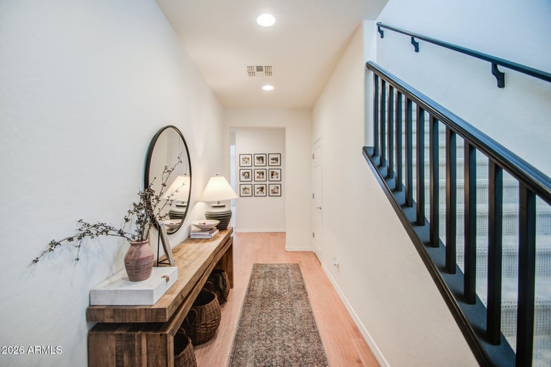9540 Travertine Ave, Mesa, AZ 85212