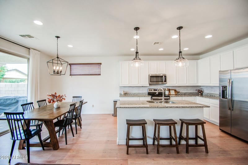 9540 Travertine Ave, Mesa, AZ 85212