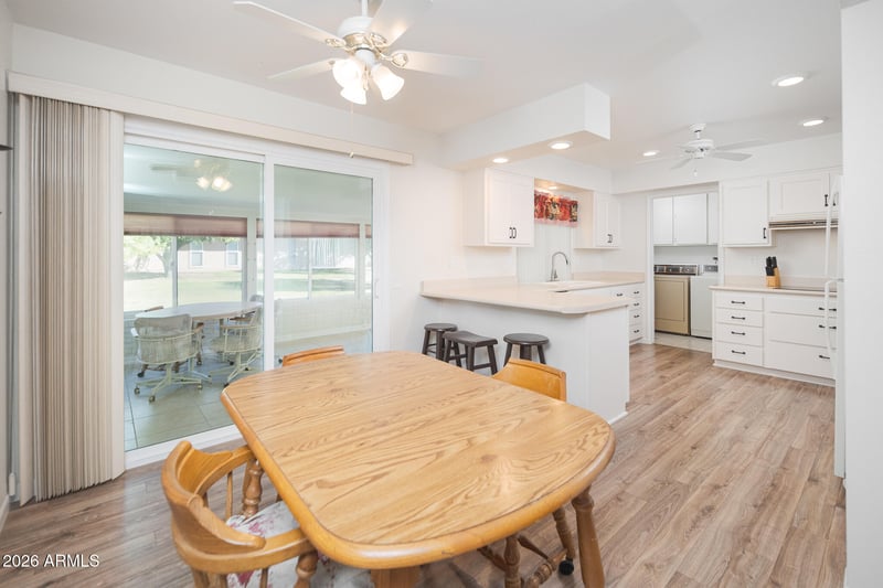 9542 W Shasta Dr, Sun City, AZ 85351