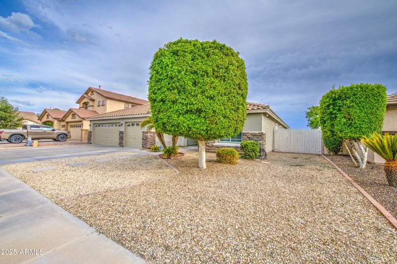 9545 Alice Ave, Peoria, AZ 85345