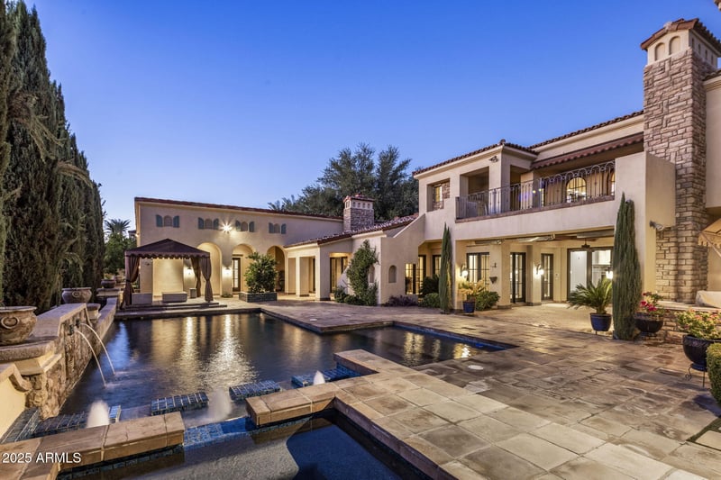 9547 55th St, Paradise Valley, AZ 85253