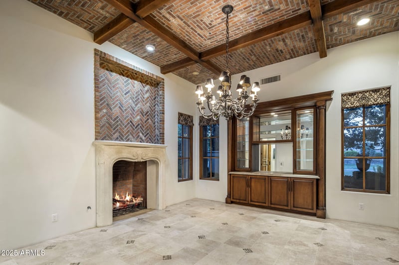9547 55th St, Paradise Valley, AZ 85253