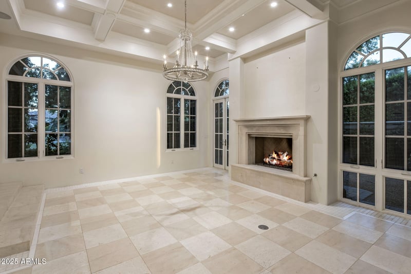 9547 55th St, Paradise Valley, AZ 85253