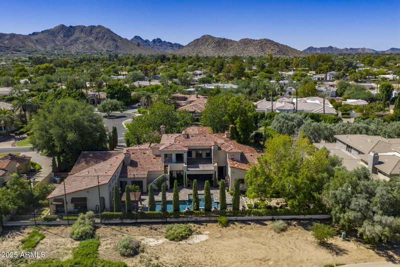 9547 55th St, Paradise Valley, AZ 85253