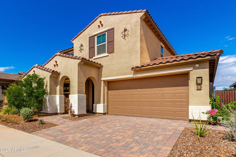 9548 Rainbow Ave, Mesa, AZ 85212