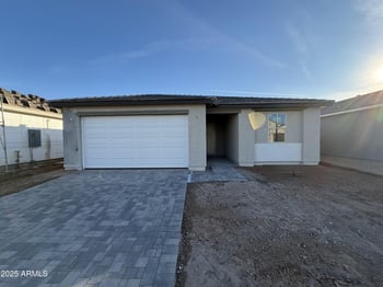 9549 Tamarisk Ave, Tolleson, AZ 85353