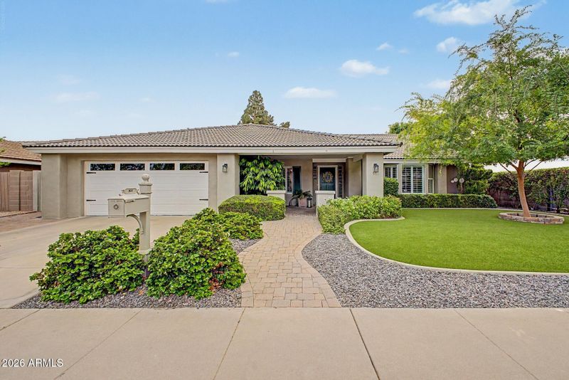 955 E Eveningstar Ln, Tempe, AZ 85283
