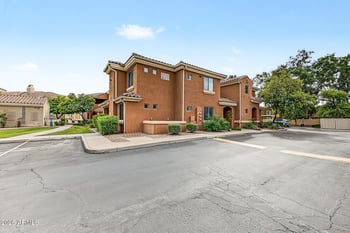 955 E Knox Rd #109, Chandler, AZ 85225