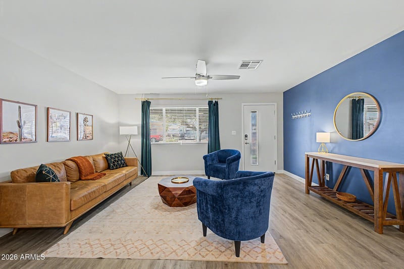 955 E Marigold Ln, Tempe, AZ 85288