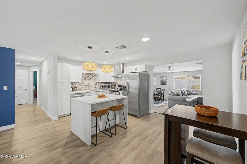 955 E Marigold Ln, Tempe, AZ 85288