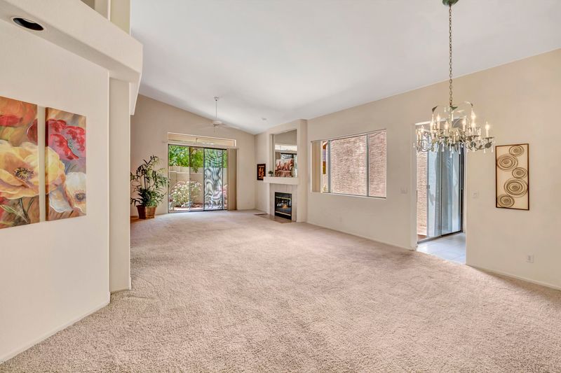 955 E Mcnair Dr, Tempe, AZ 85283