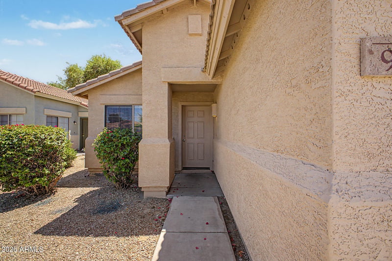 955 Monteleone St, San Tan Valley, AZ 85140