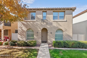 955 Henry Ln, Gilbert, AZ 85296