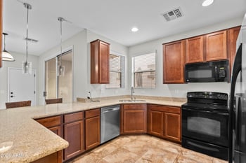 955 Henry Ln, Gilbert, AZ 85296