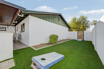 955 Marigold Ln, Tempe, AZ 85288