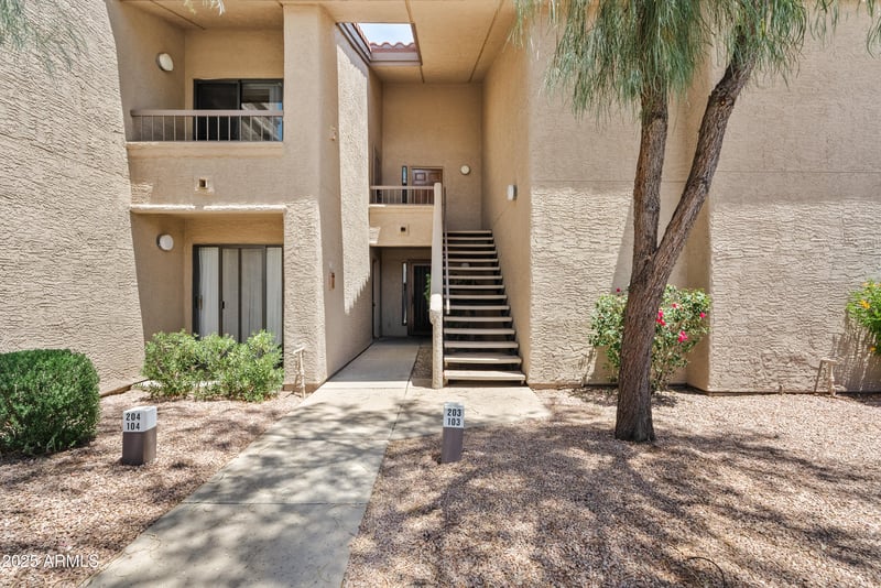 9550 94th Pl #204, Scottsdale, AZ 85258