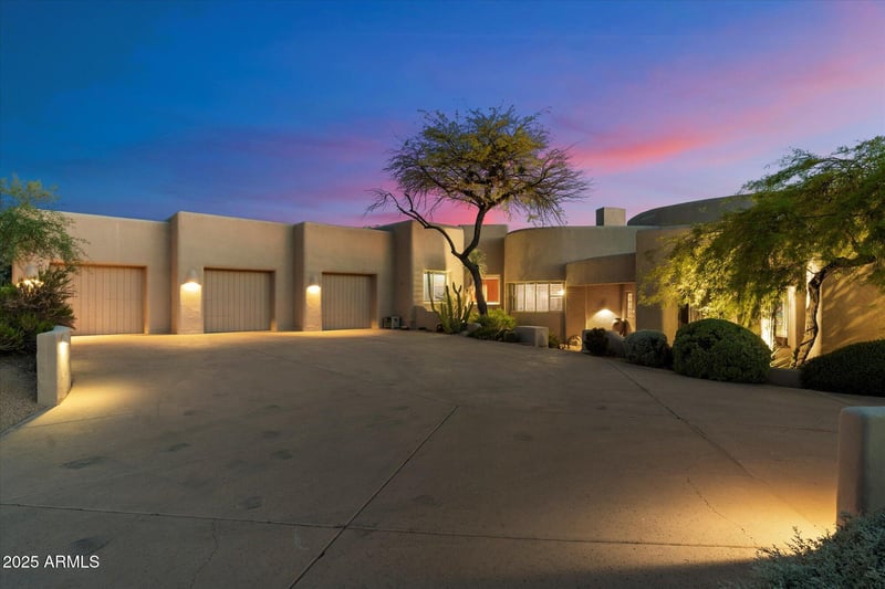 9555 Celestial Dr, Scottsdale, AZ 85262