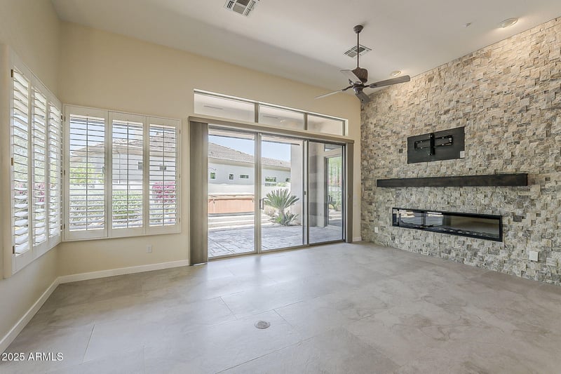 9562 Cavalry Dr, Scottsdale, AZ 85262