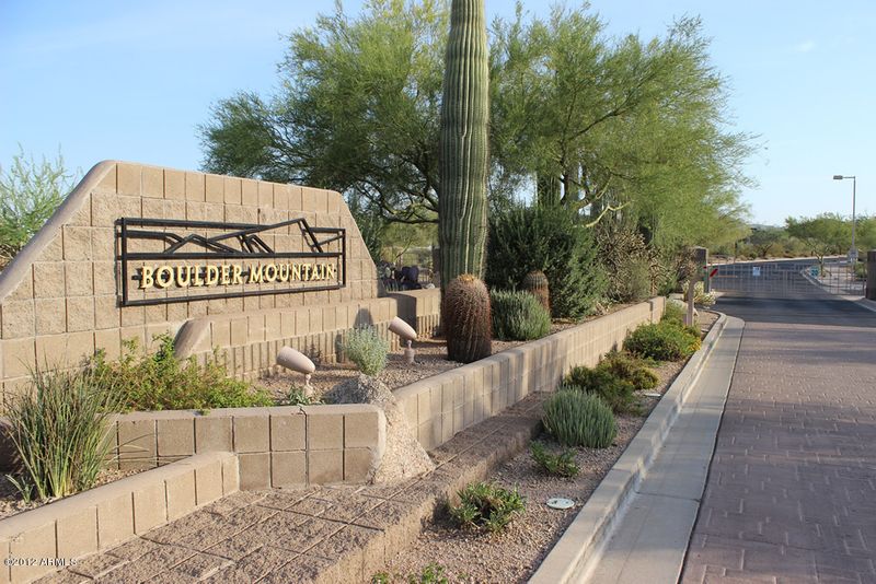 9562 E Knoll Cir, Mesa, AZ 85207