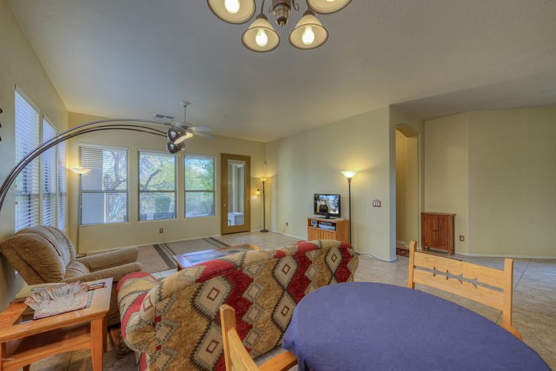 9567 E Chuckwagon Ln, Scottsdale, AZ 85262