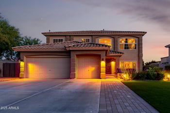 9569 Redbird Rd, Peoria, AZ 85383