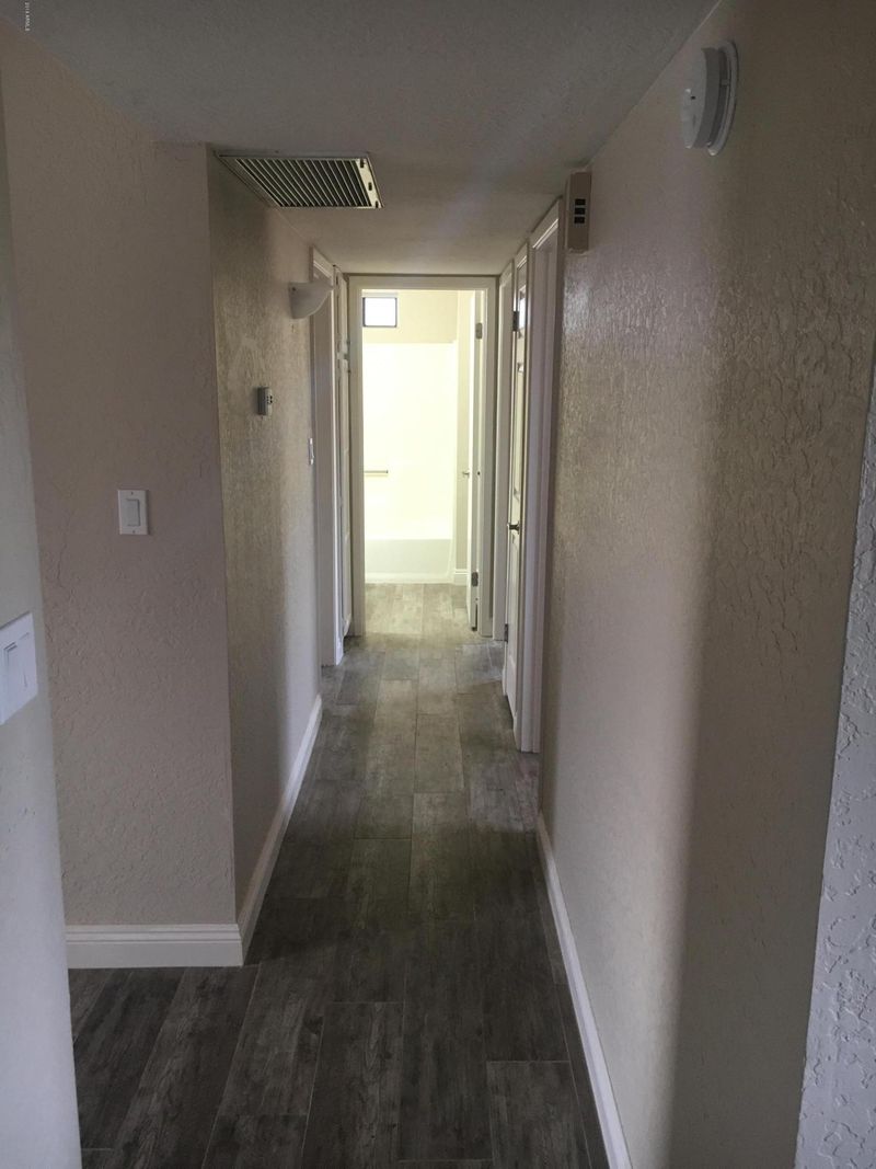 957 S 34th St, Mesa, AZ 85204