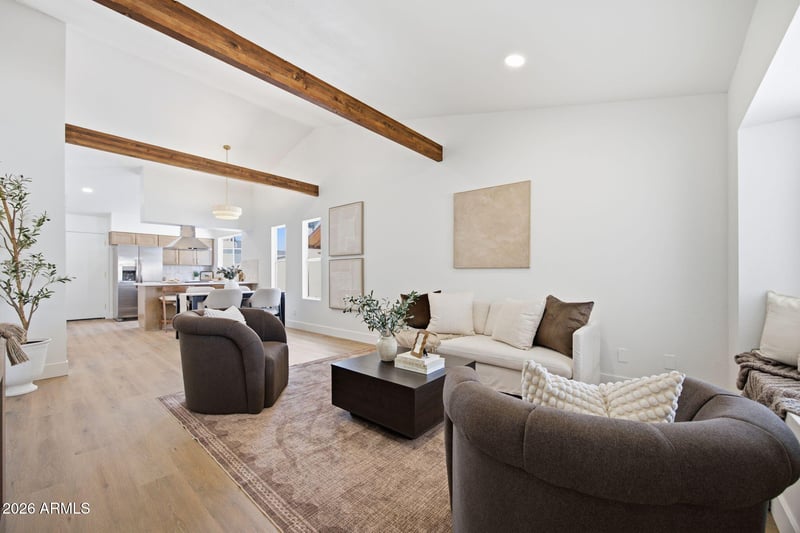 957 W Emerald Cir, Mesa, AZ 85210