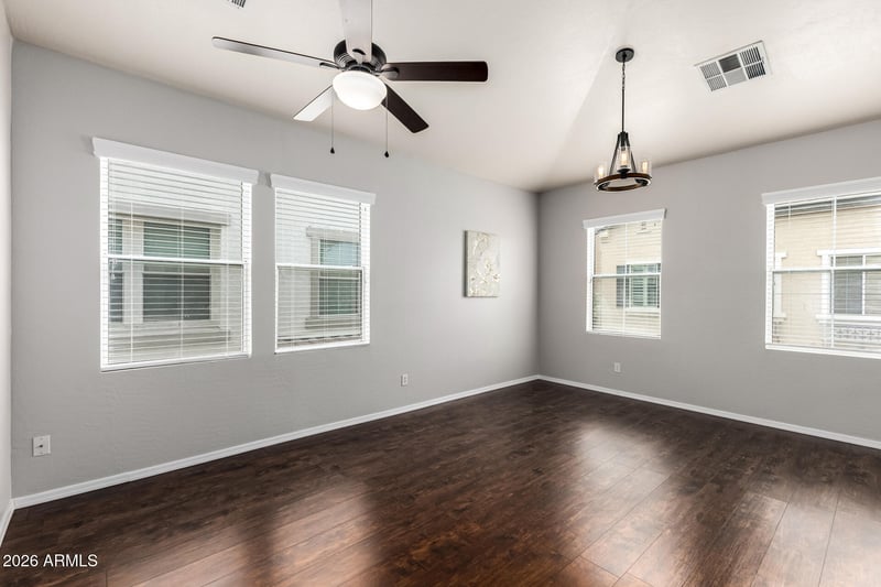 957 W Wendy Way, Gilbert, AZ 85233