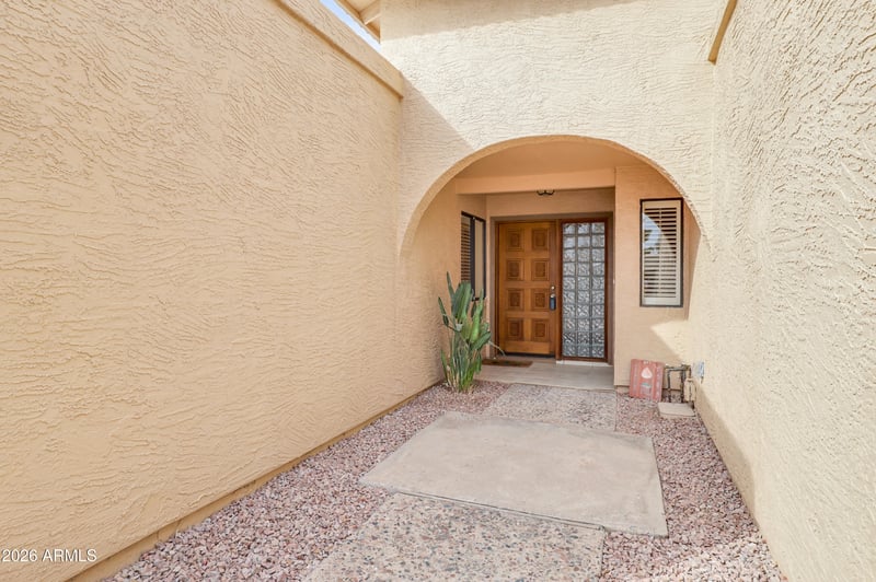 9580 Fairway Blvd, Sun Lakes, AZ 85248