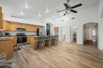 9581 Ruth Ave, Peoria, AZ 85345