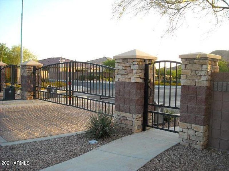 9585 W Keyser Dr, Peoria, AZ 85383